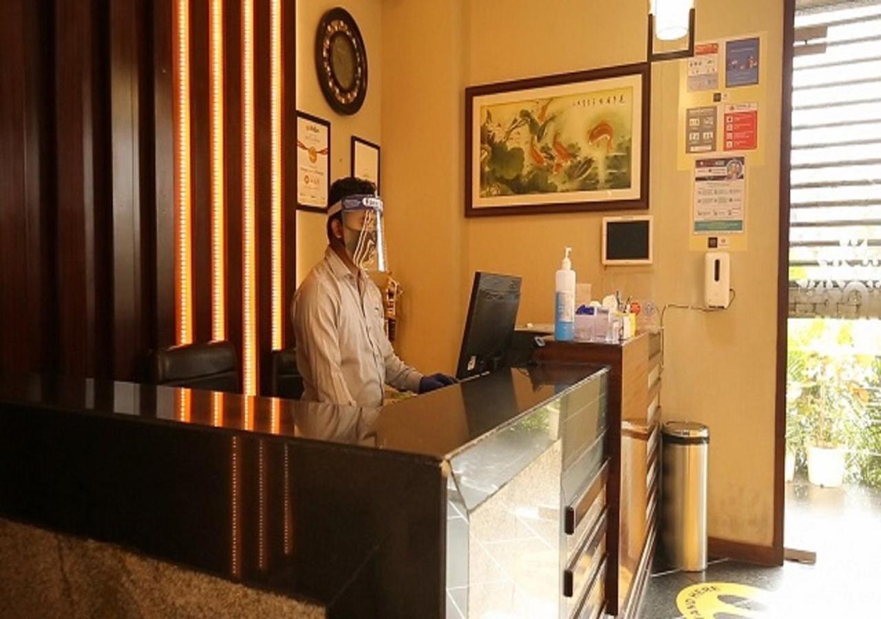 Istay Hotels Infantry Road Bangalore Buitenkant foto